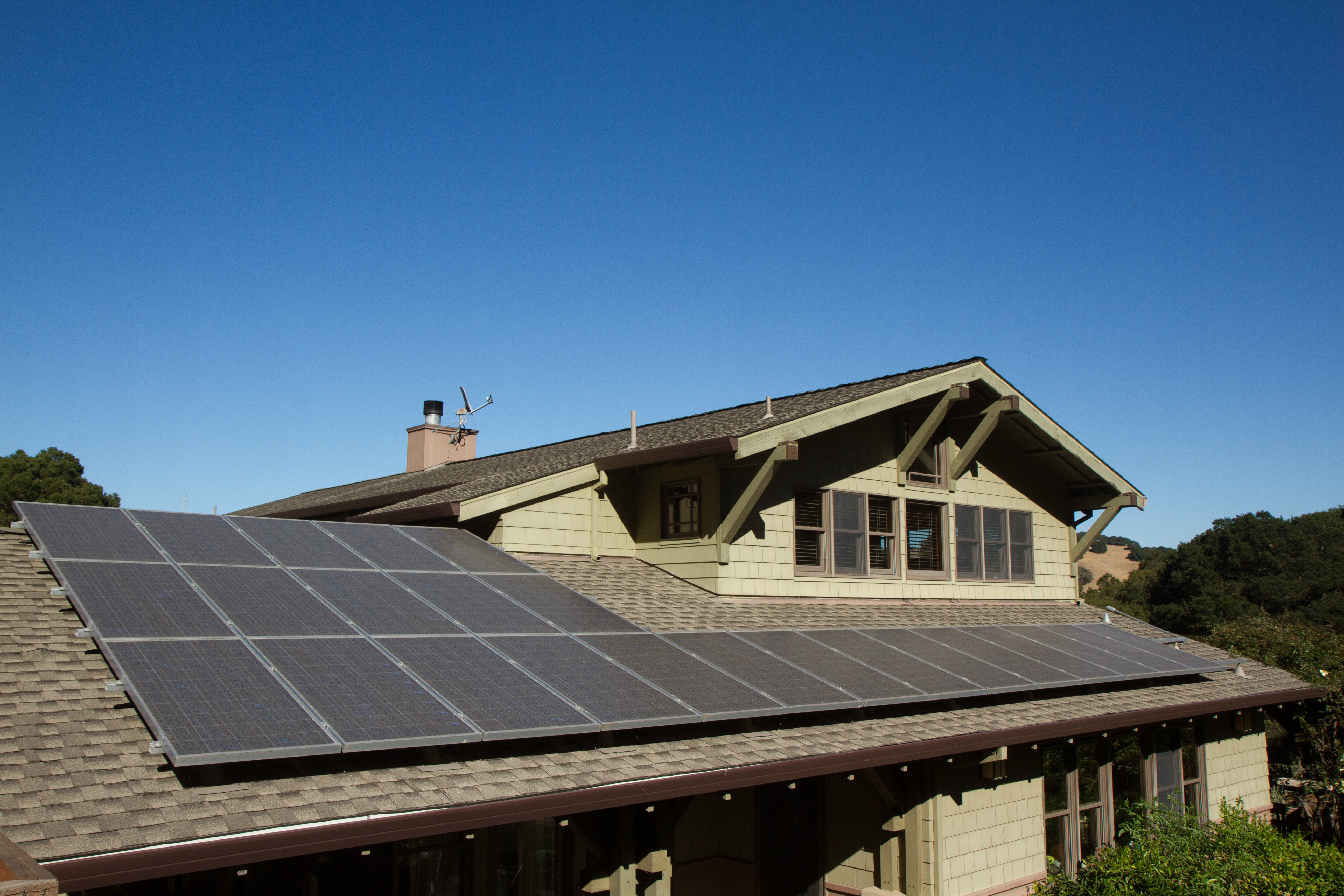 Solar panel cleaning details