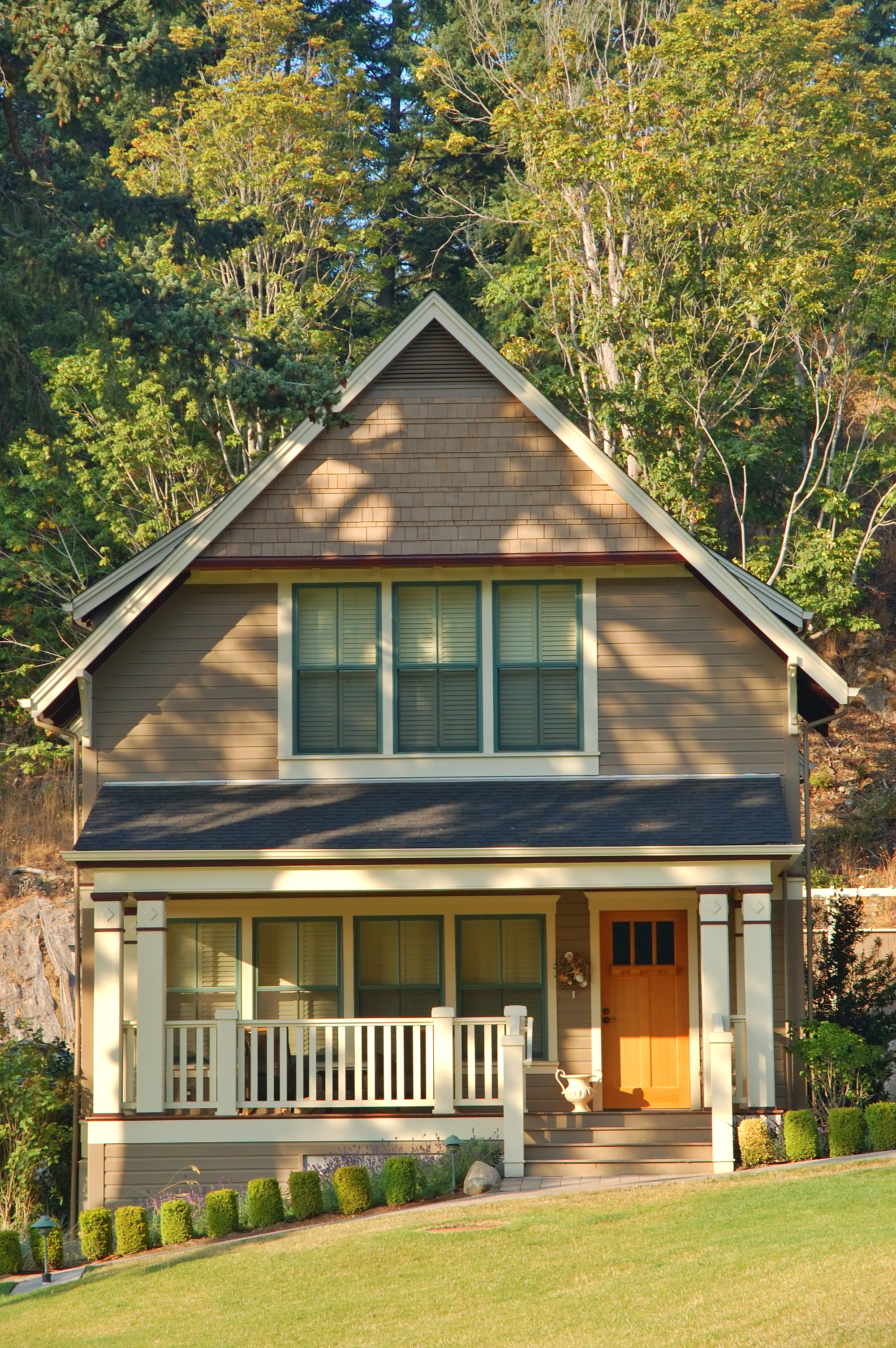 Cincinnati East Window & Gutter Cleaning serving Eastgate
