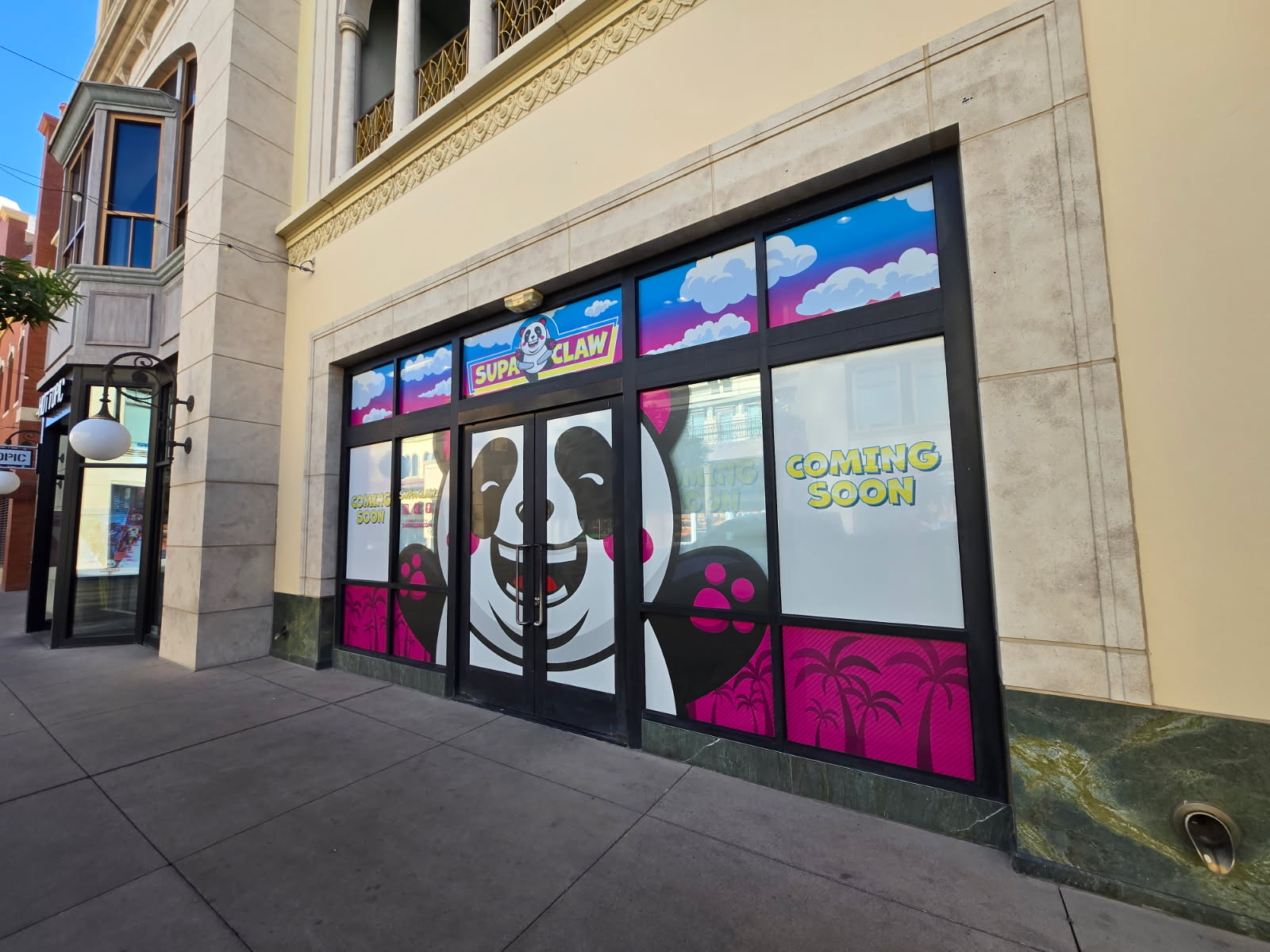 Large-format print and signage project by Retail Print Group