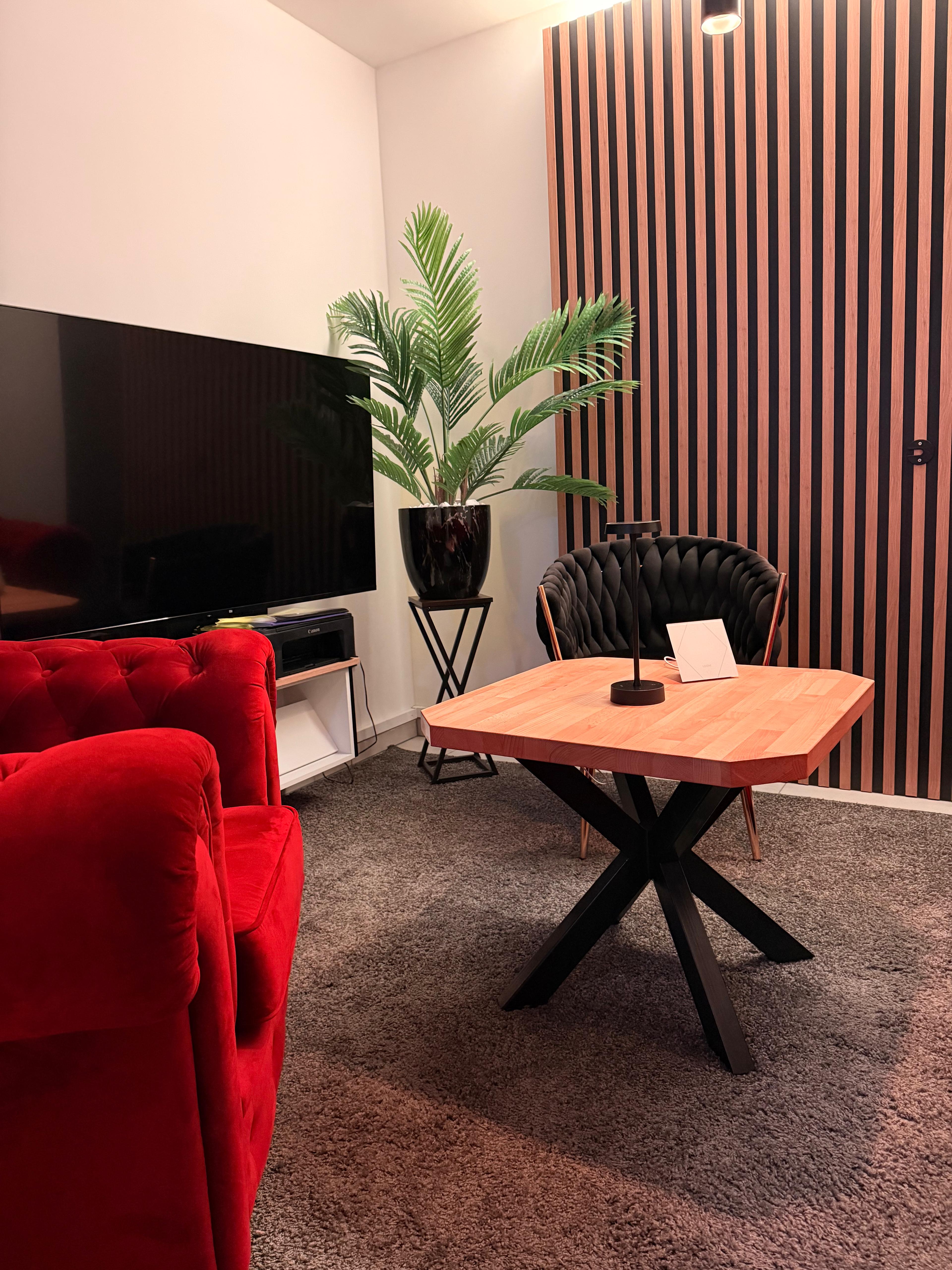 Showroom inteligentnego domu, sterowanie oświetleniem i automatyka Loxone