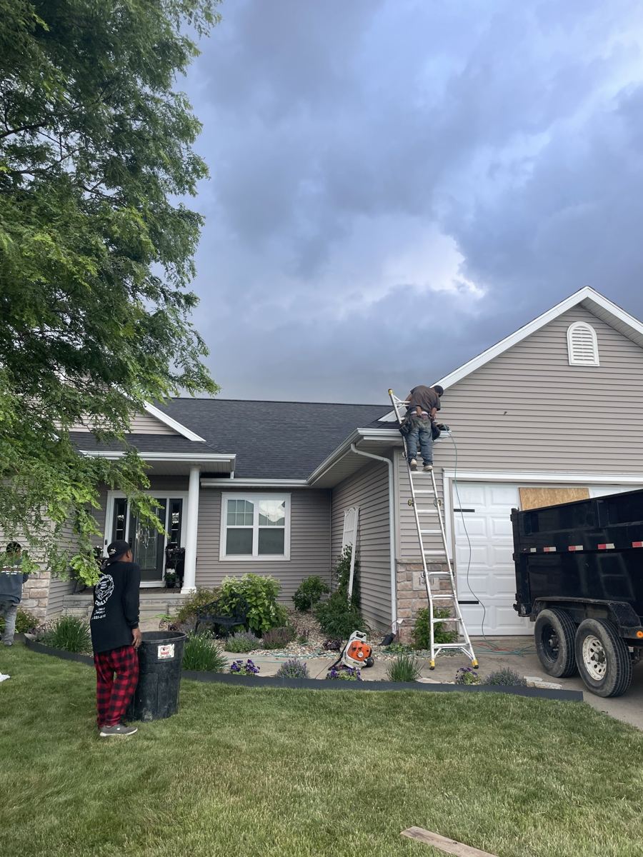 Completed roof replacement, Marion IA — Hawkland Exteriors