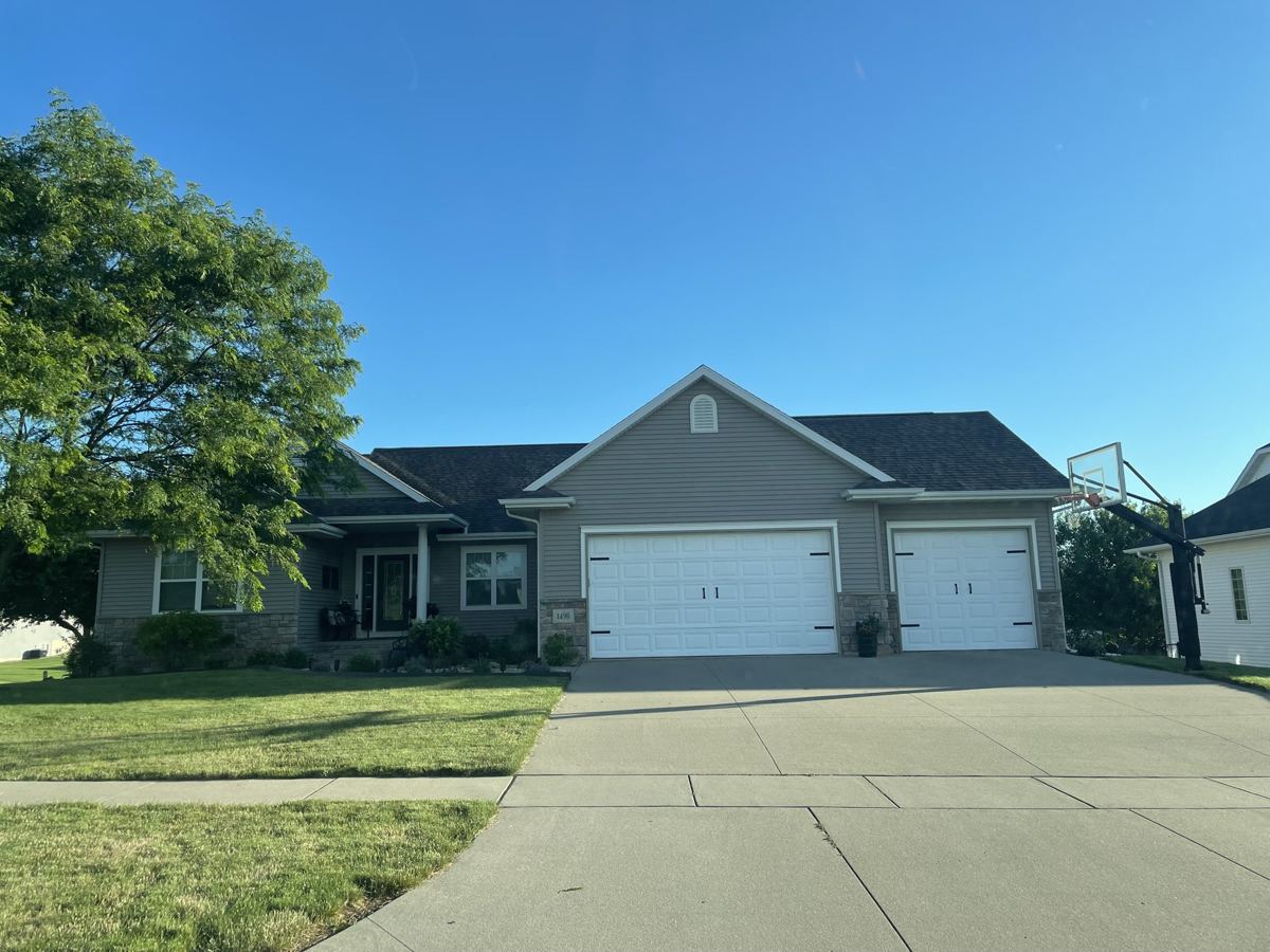 Roof before replacement, Marion IA — Hawkland Exteriors