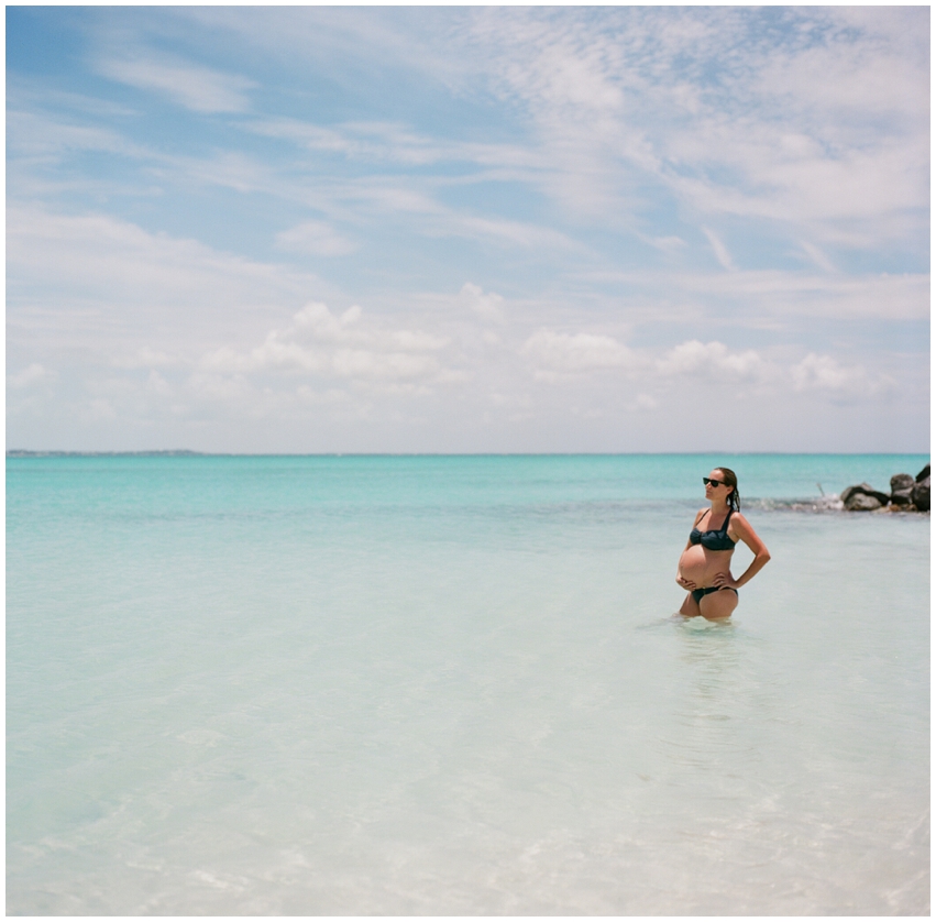 Maternity shoot on film on the beach Turks and Caicos  (4)