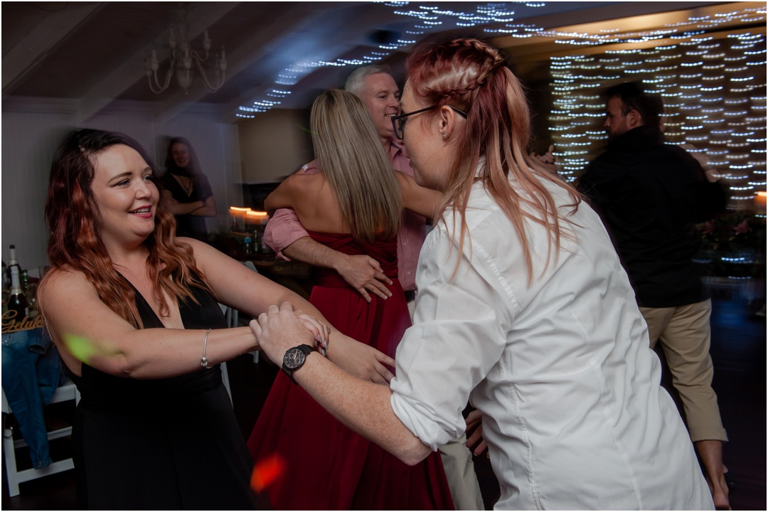 Megan and Mignon get married in Cape St Francis Resort