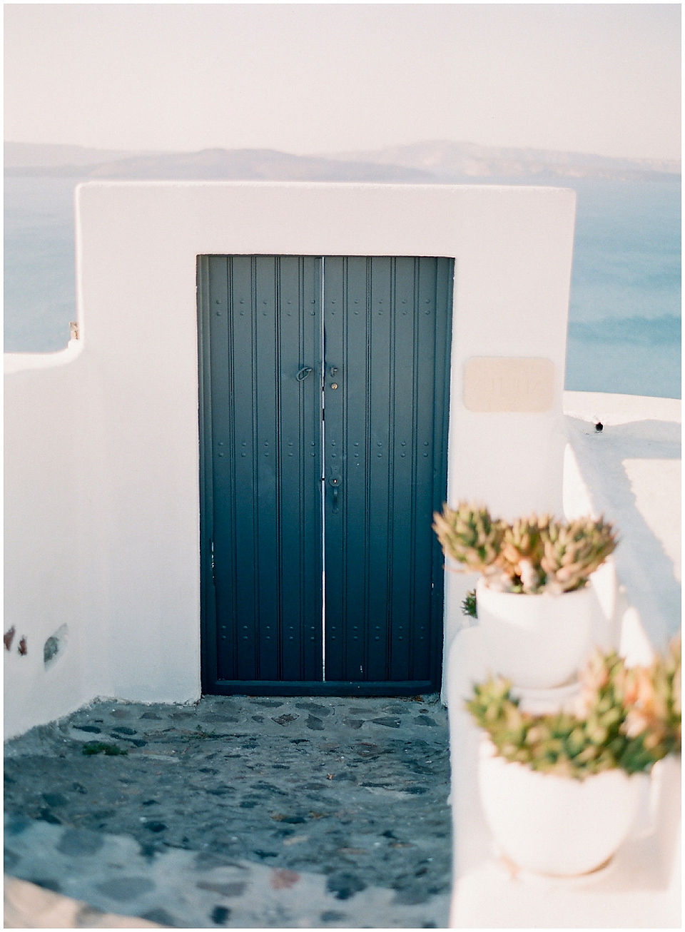 Santorini Wedding & Portrait Photographer  (13)