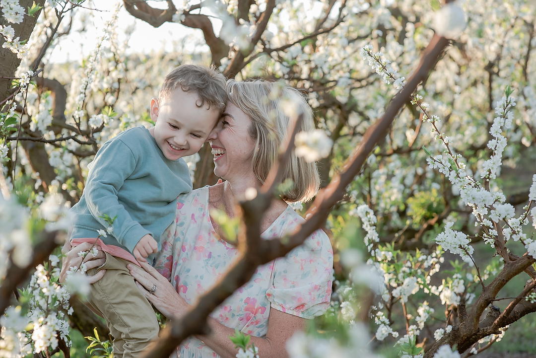 Family Photoshoot amongst the Apple Blossoms