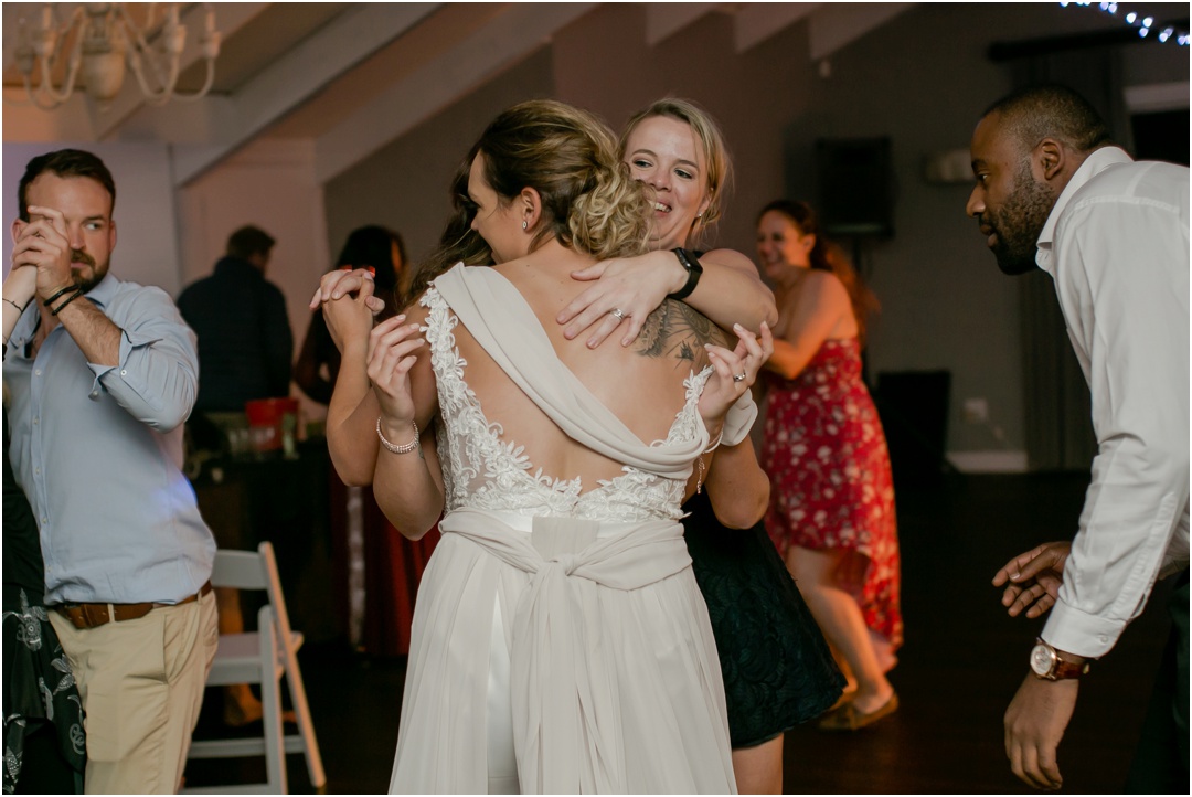 Megan and Mignon get married in Cape St Francis Resort