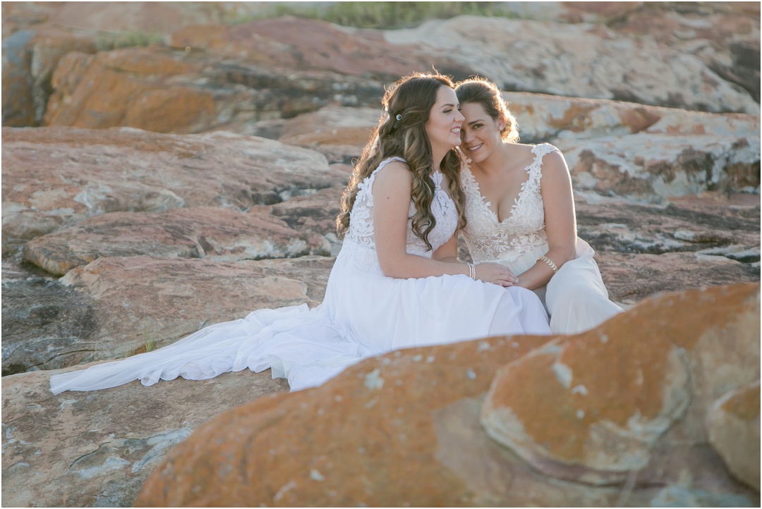 Megan and Mignon get married in Cape St Francis Resort