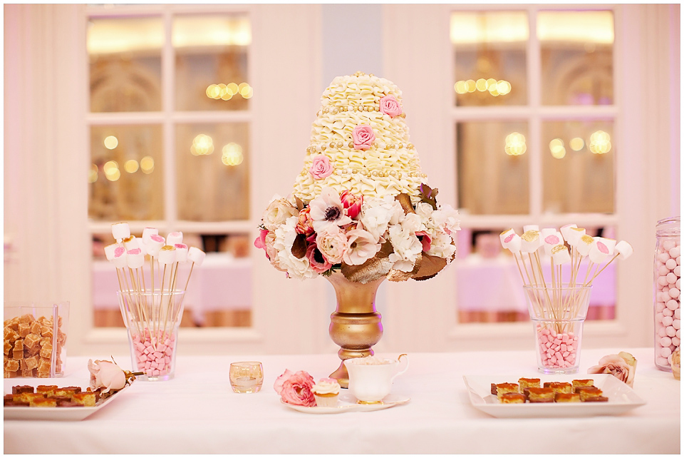 Crumbs! Couture at The Savoy Cakes  (8)
