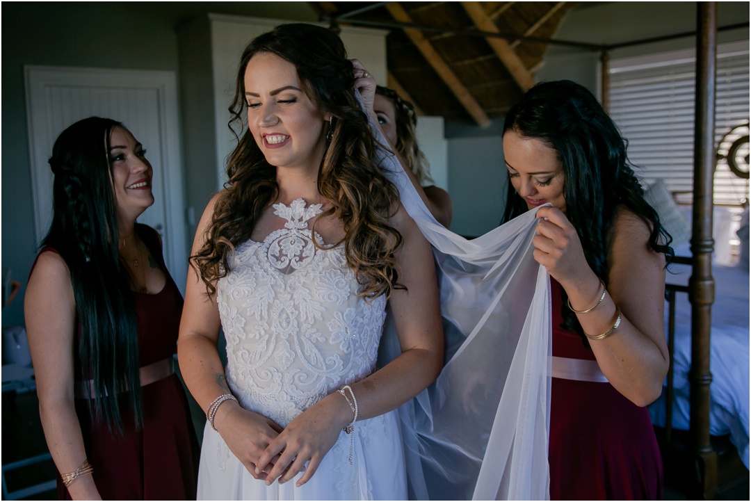 Megan and Mignon get married in Cape St Francis Resort