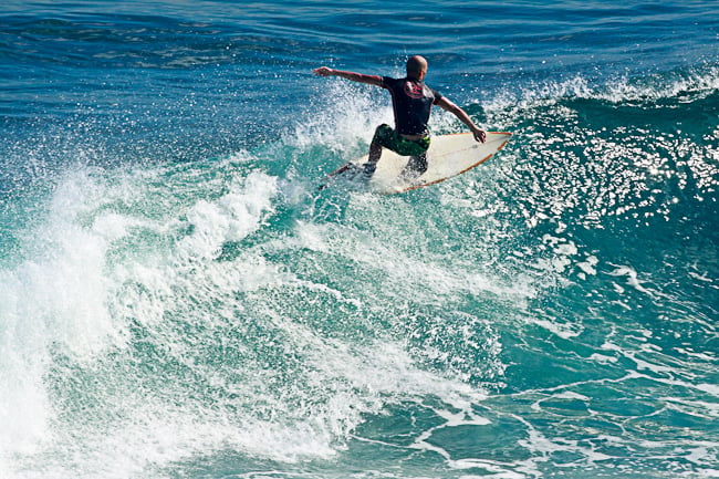 surfing in Bali pictures