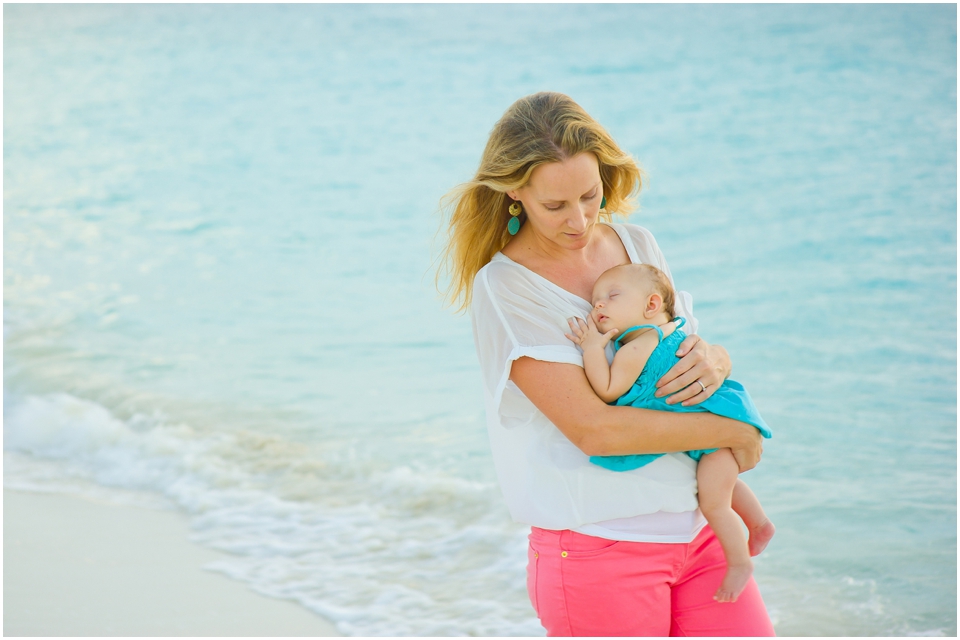 2013-08-27_013 Beach Family Photoshoot with Baby Saharah