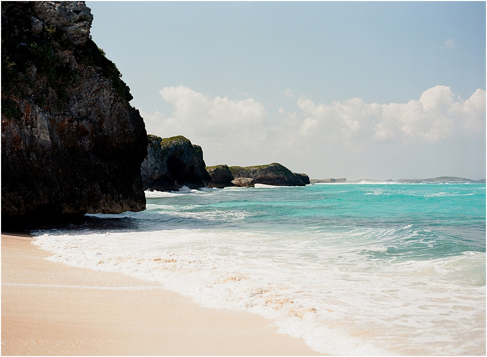 middle caicos mudjin harbour contax645 (1)