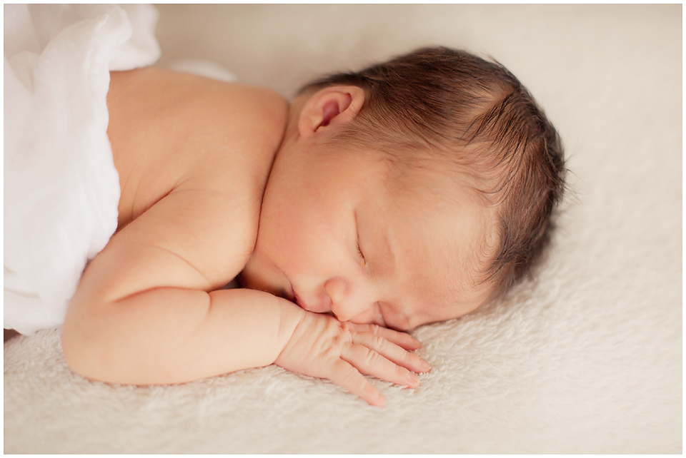 Newborn baby photographer in Surrey and London (15)