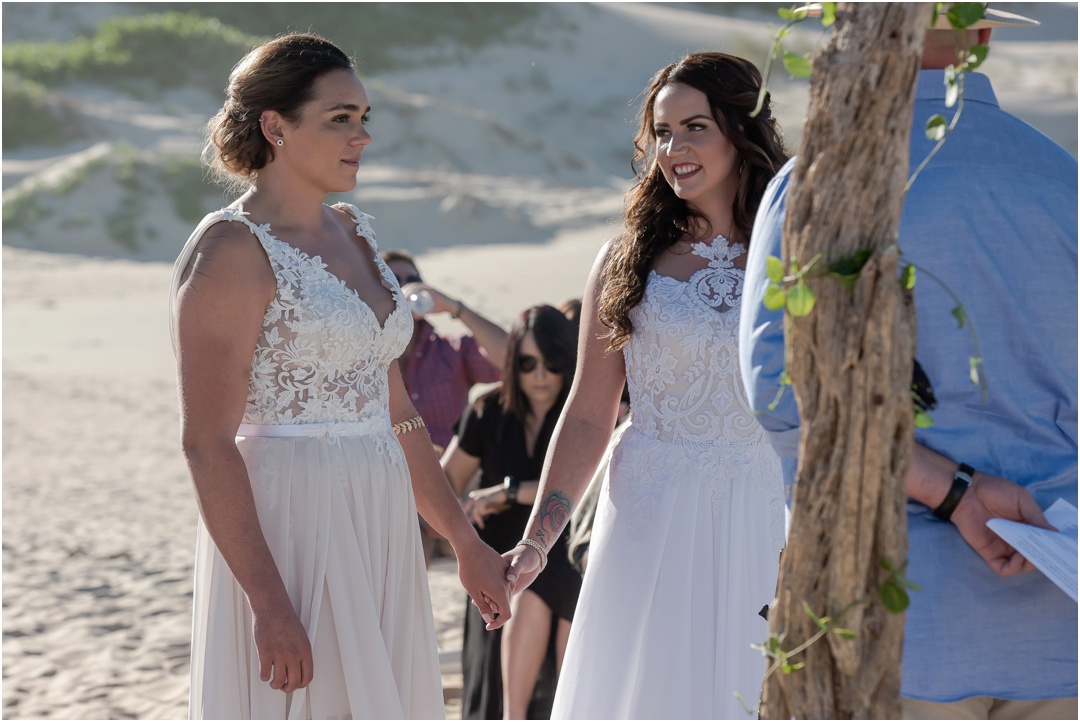 Megan and Mignon get married in Cape St Francis Resort