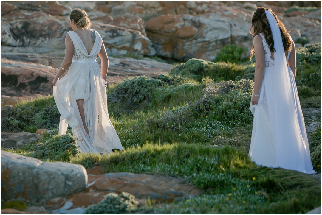 Megan and Mignon get married in Cape St Francis Resort