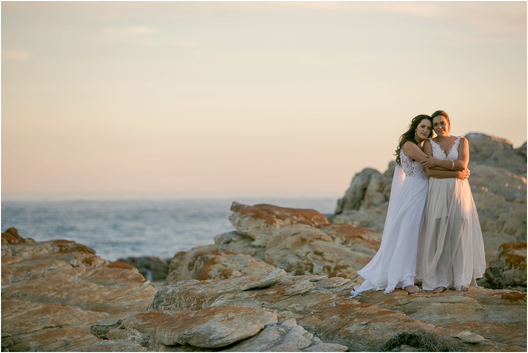 Megan and Mignon get married in Cape St Francis Resort