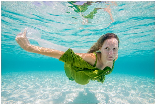 Underwater Maternity Shoot