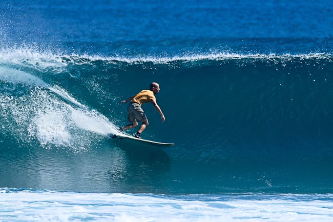 surfing in Bali pictures
