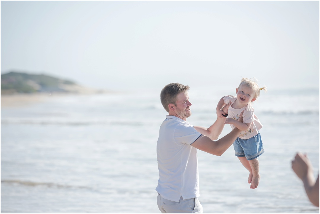 Family Holiday Portrait Photography in Paradise Beach