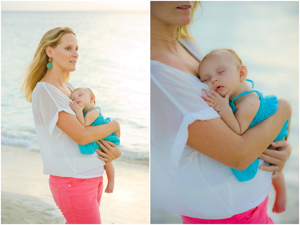 2013-08-27_010 Beach Family Photoshoot with Baby Saharah