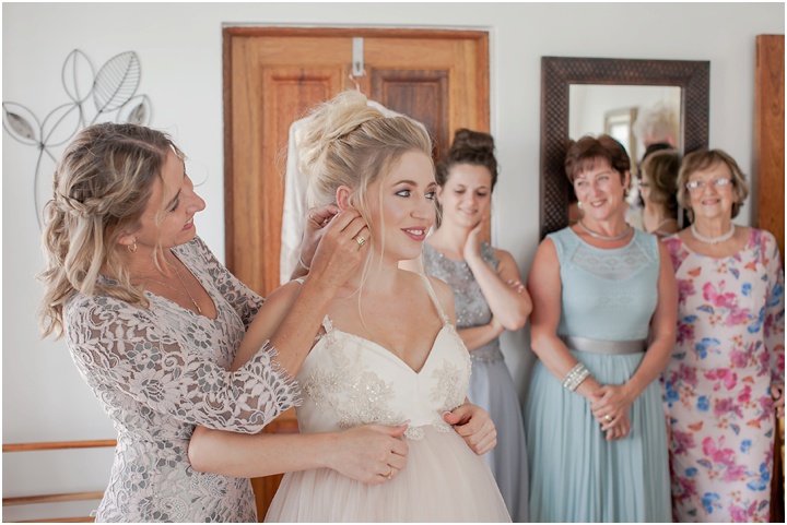 Fred and Charmaine get married on Paradise Beach