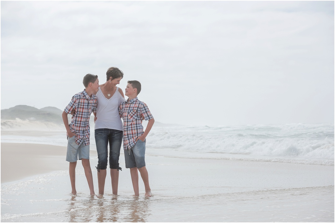 Stunning Family Portrait in Oyster Bay