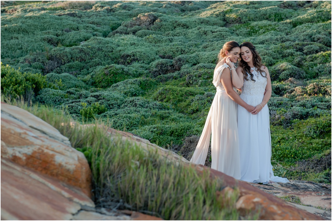 Megan and Mignon get married in Cape St Francis Resort