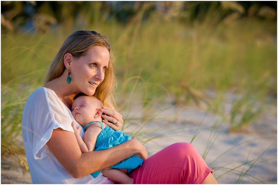 2013-08-27_003 Beach Family Photoshoot with Baby Saharah