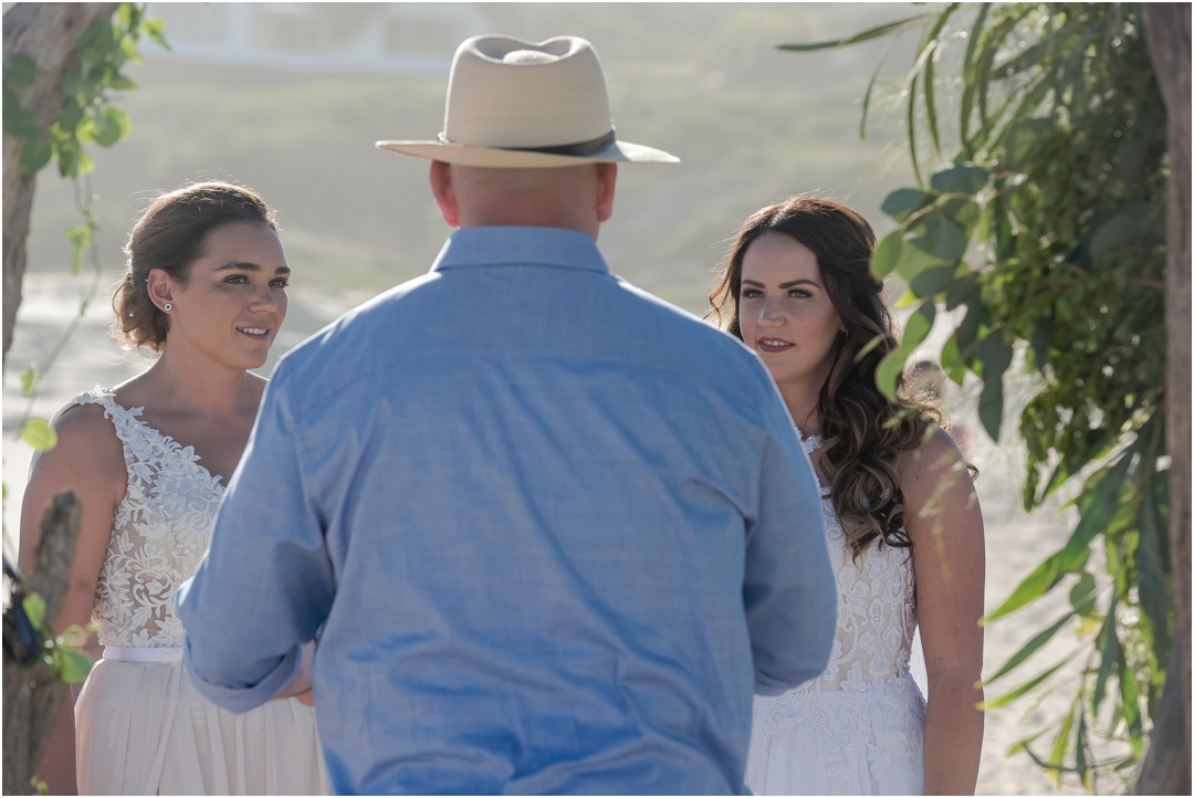 Megan and Mignon get married in Cape St Francis Resort