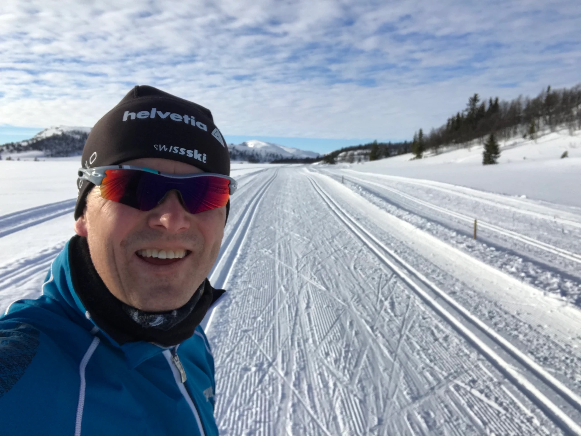 Henning på skitur på Golsfjellet