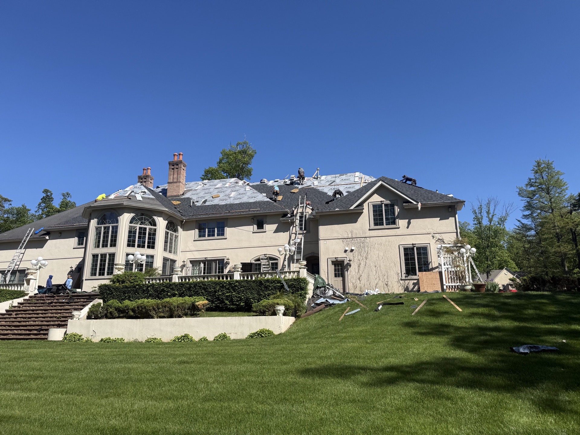 Active roofing project in Lebanon, PA