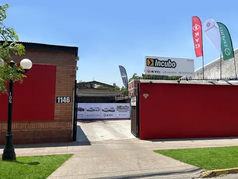 Entrada del taller Incubo en José Manuel Infante 1146, Providencia