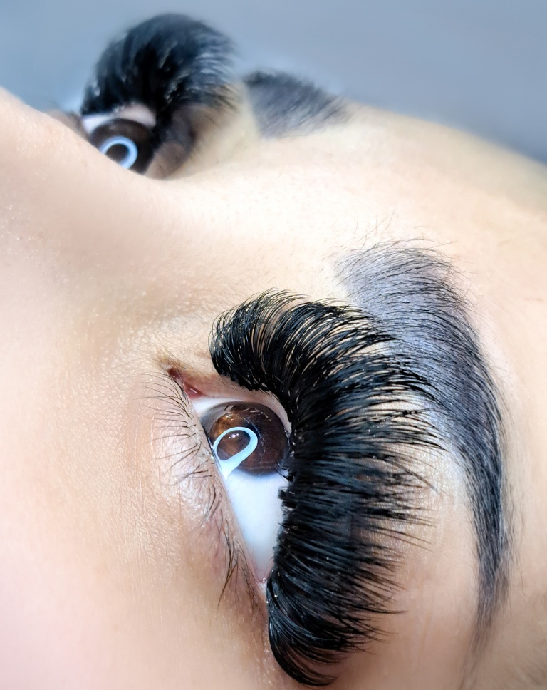Lash extensions and lash enhancements Pueblo West Colorado