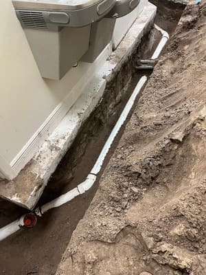 {{ custom_values.service_2 }} in {{custom_values.area_2})