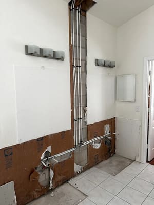 {{ custom_values.service_2 }} in {{custom_values.area_2})