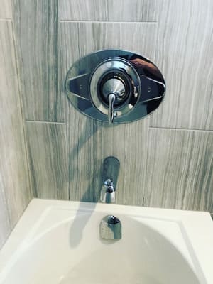 {{ custom_values.service_3 }} in {{custom_values.area_3})