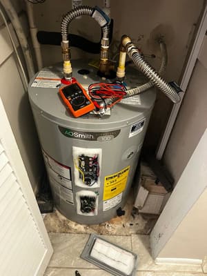 {{ custom_values.service_3 }} in {{custom_values.area_3})