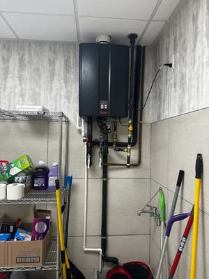 {{ custom_values.service_2 }} in {{custom_values.area_2})