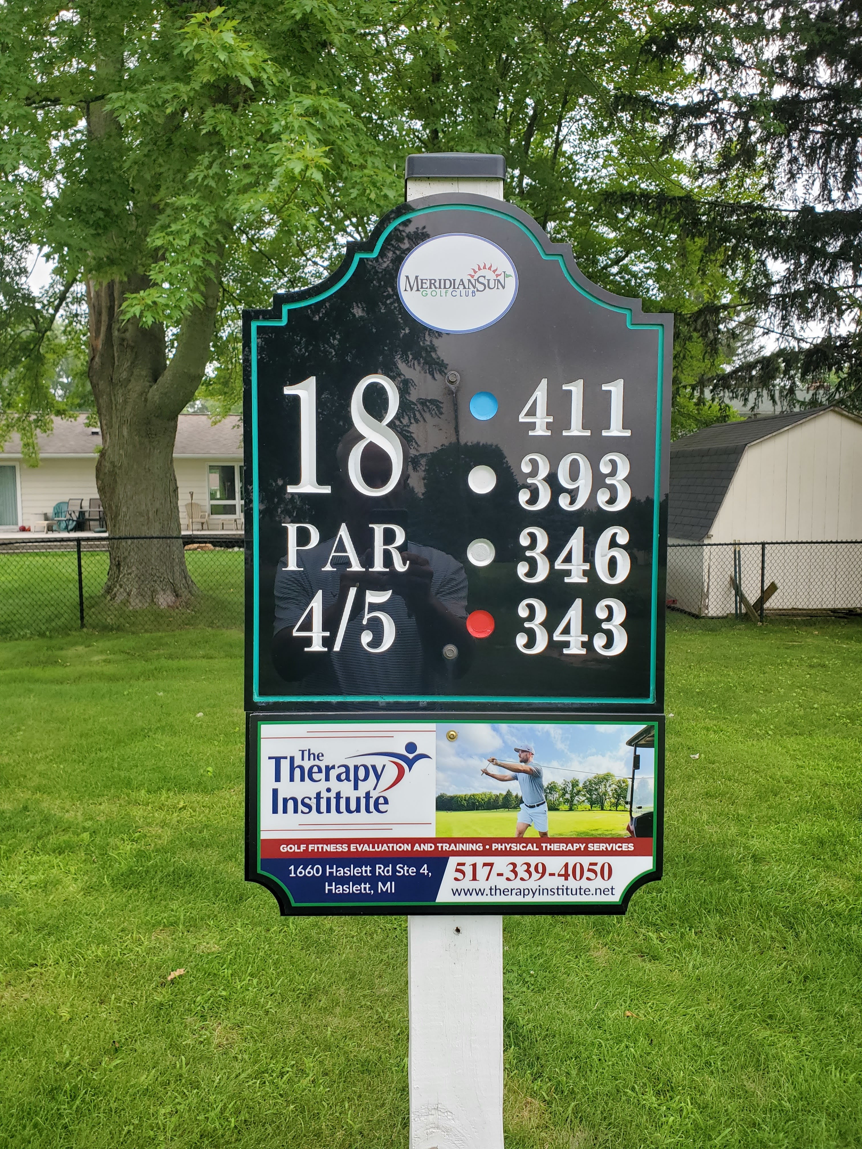 Sample tee sign, hole 18