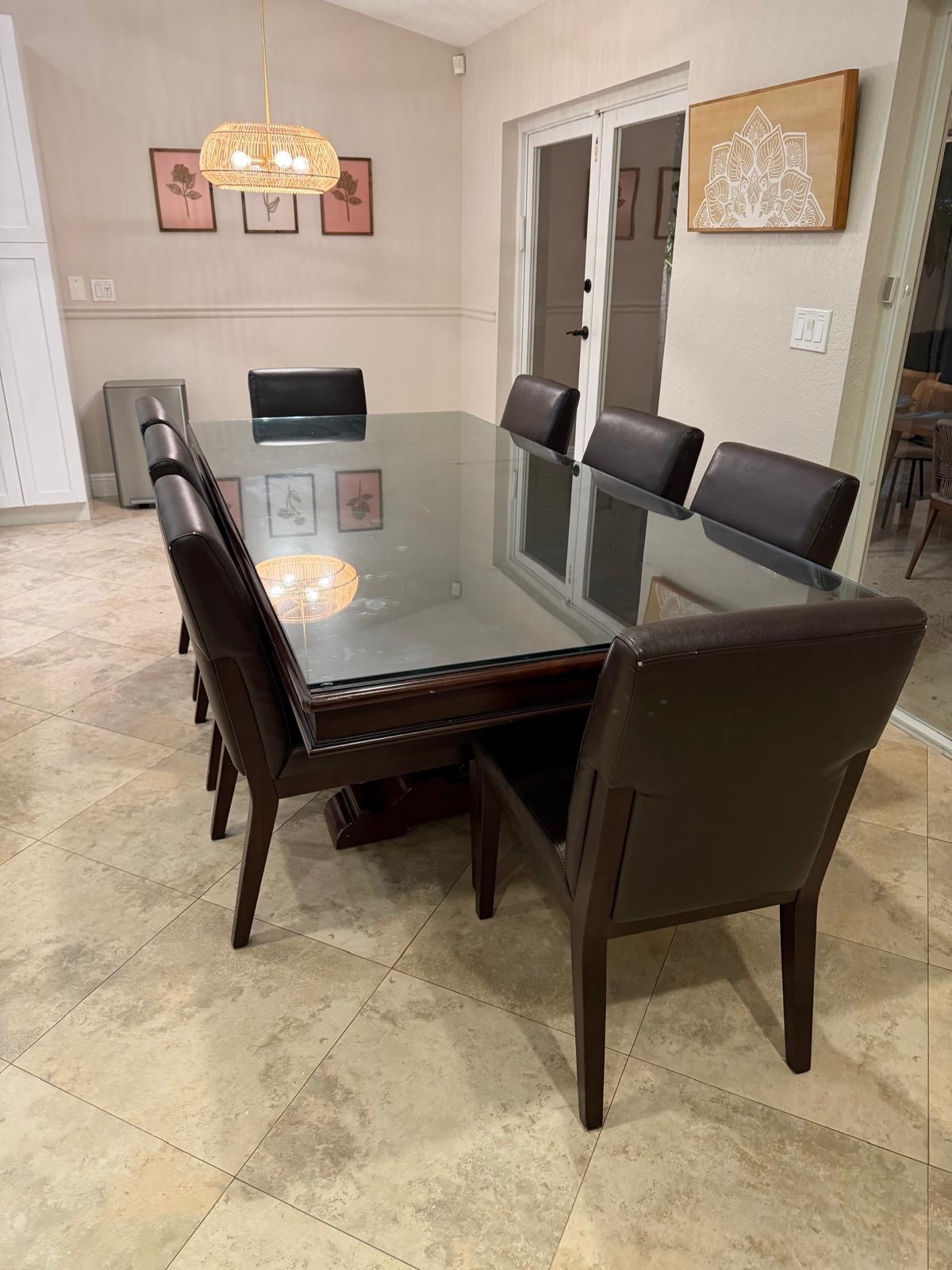 Glass Table Tops in Hollywood