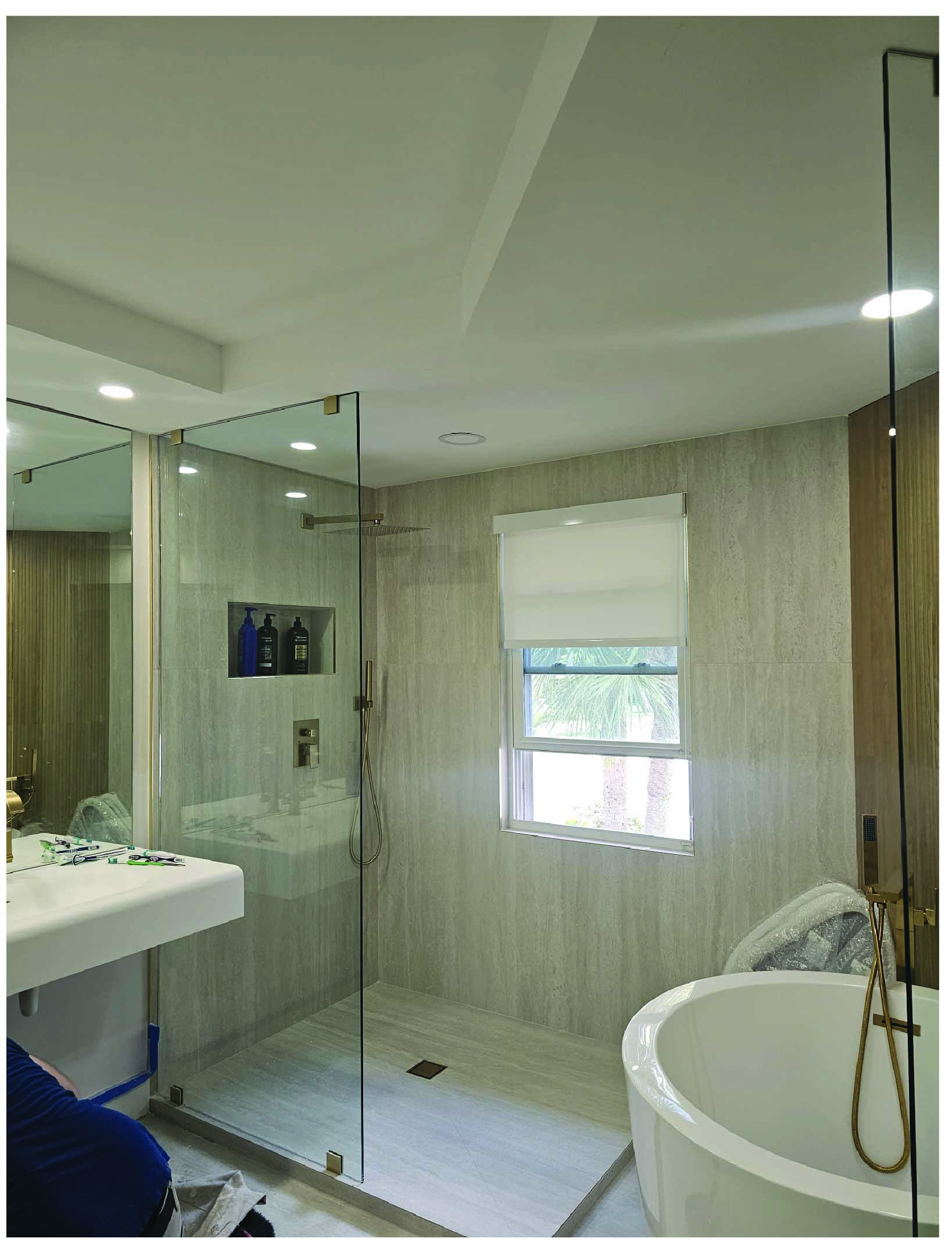 Custom mirrors Hollywood