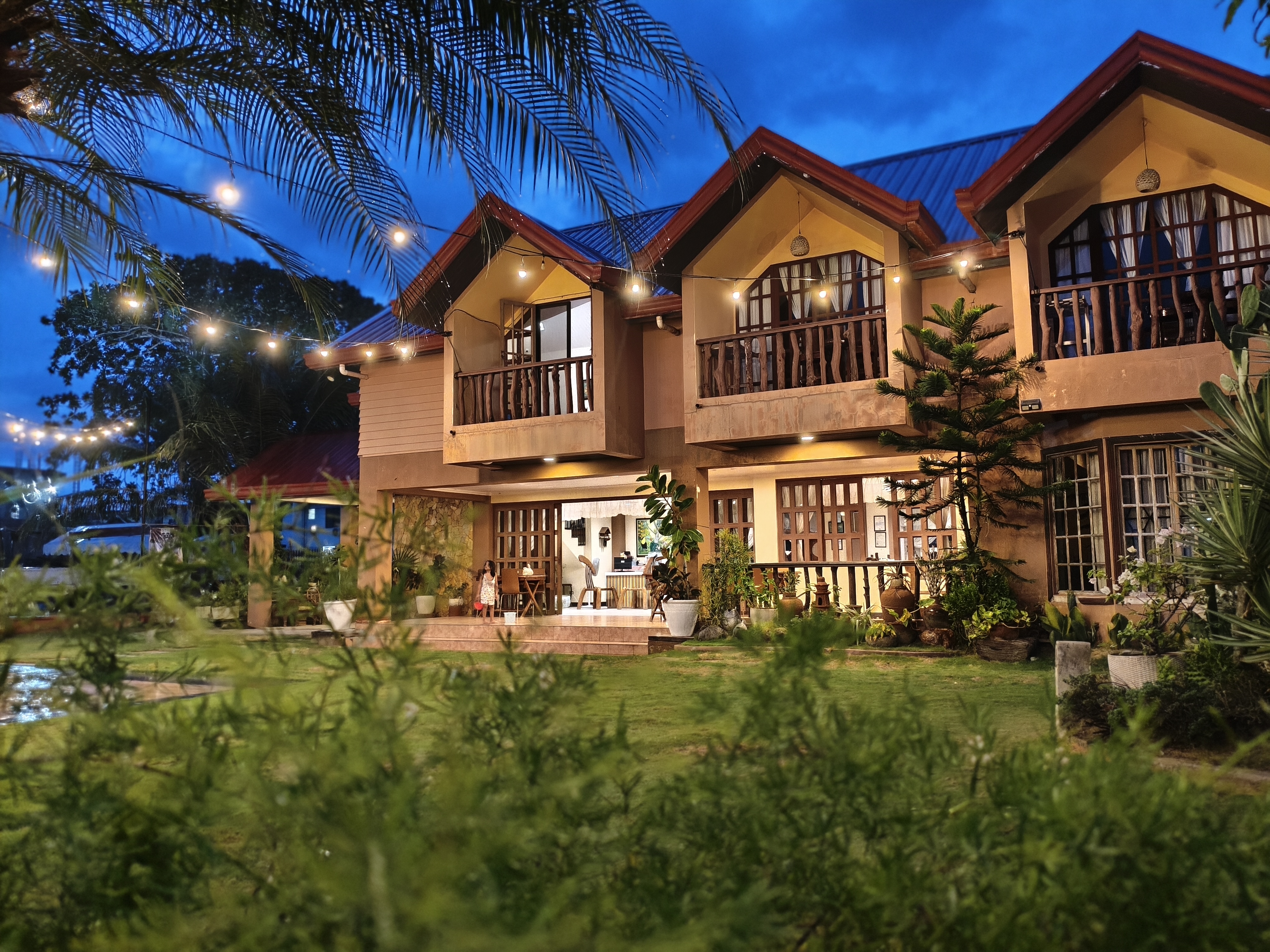 Praia's private Whole House and garden