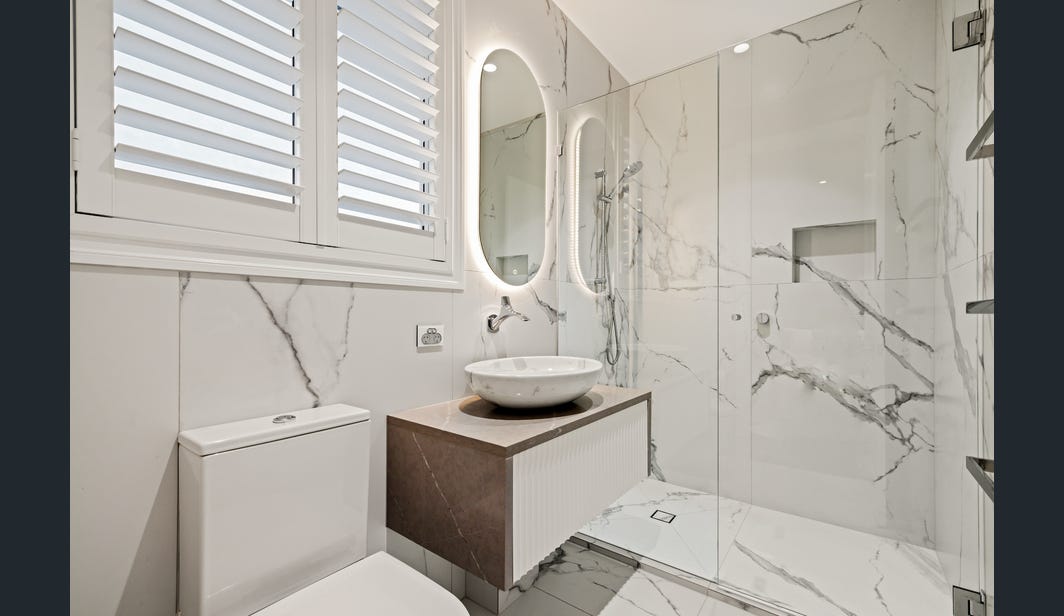 Complete Beachside Home Renovation in Surfers Paradise - Image 9