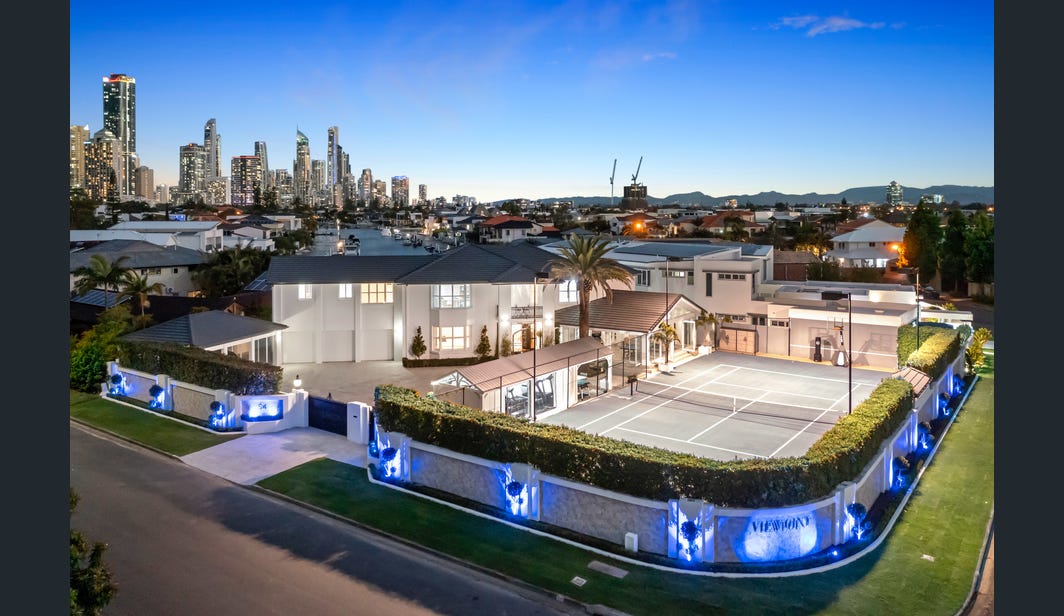 Complete Beachside Home Renovation in Surfers Paradise - Image 12