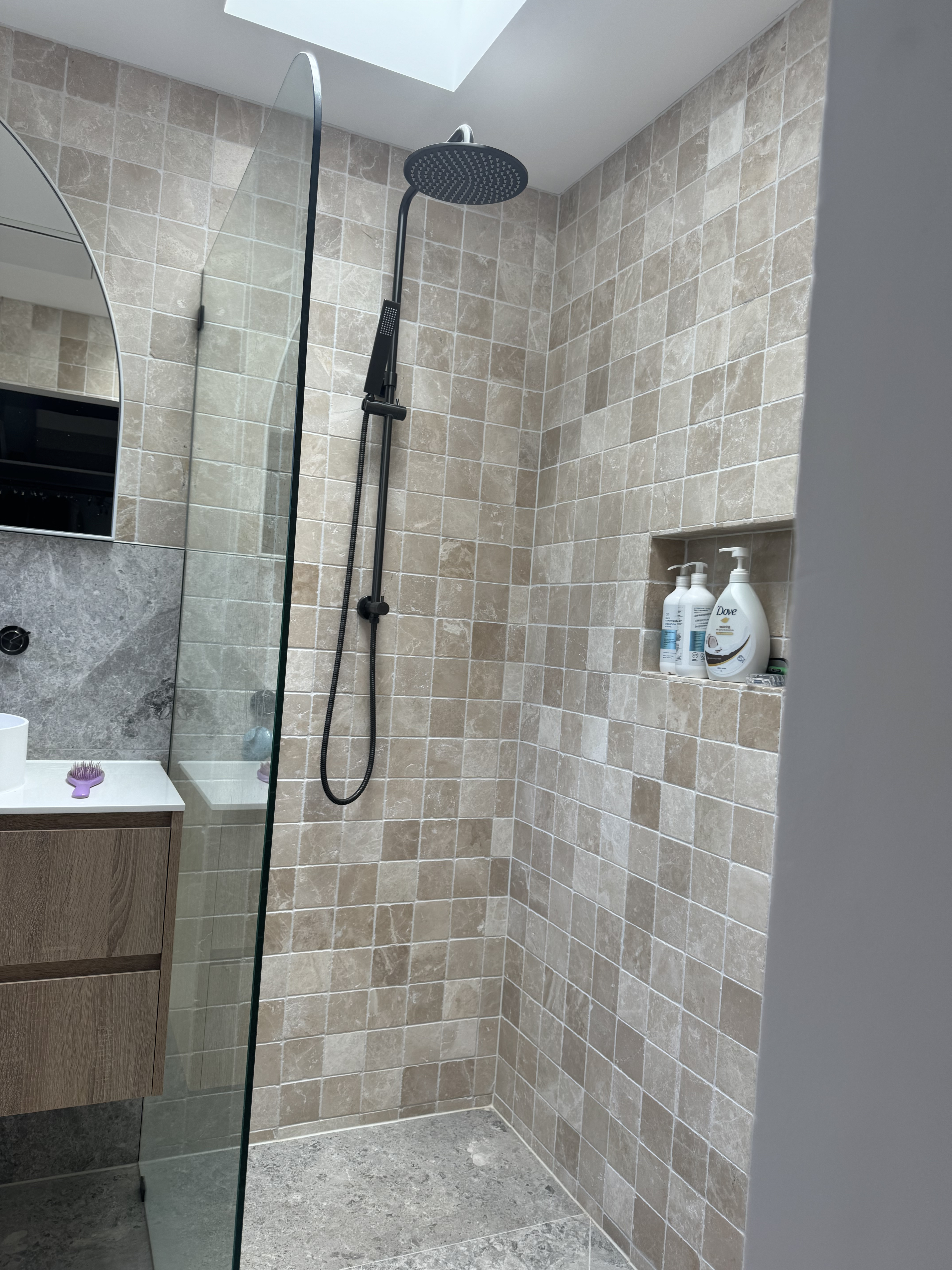 Contemporary Bathroom Renovation in Alexander Hill - Image 2