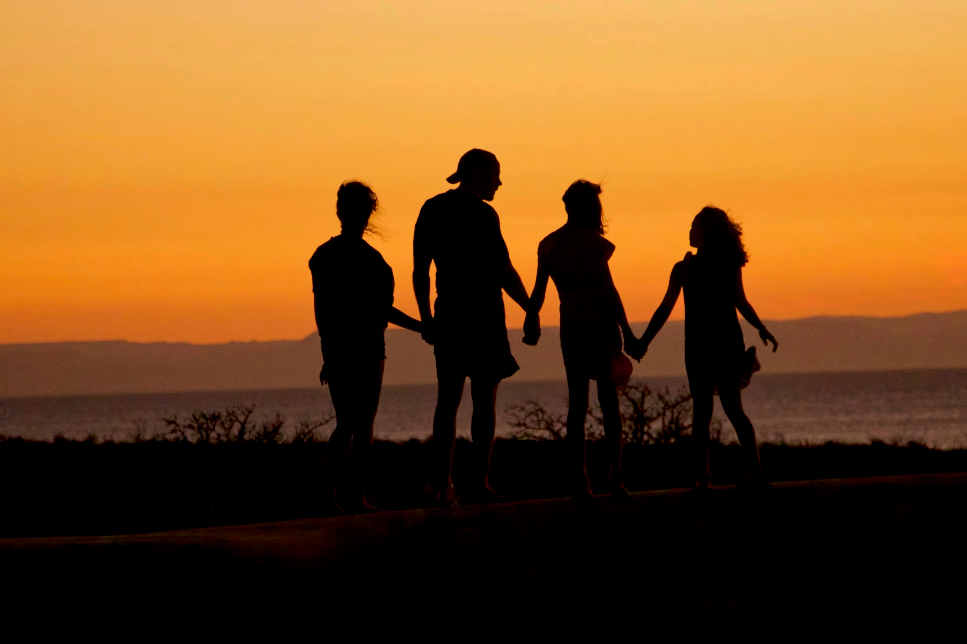Staying Close Without Losing Yourself: How to Recognize Enmeshment and Codependency and Set Healthy Boundaries