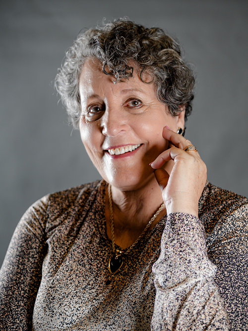 Becky is the CEO of Spotlight Publishing House - with a passion for helping authors get their wisdom and stories out to the world in powerful ways. Creating a solid foundation for authors to shine as change-makers, influencer, and leaders impacting our world