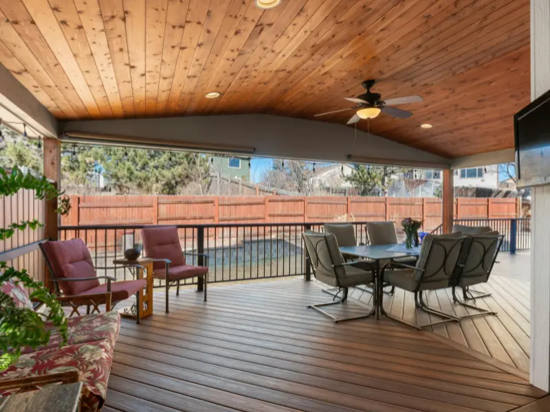 Insulated aluminum patio cover installed on a Murfreesboro TN home by JB's Enclosures