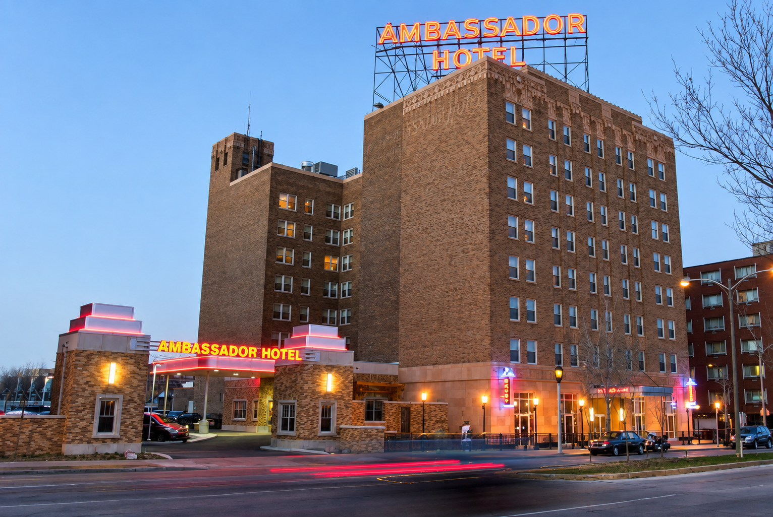 Ambassador Hotel, Milwaukee